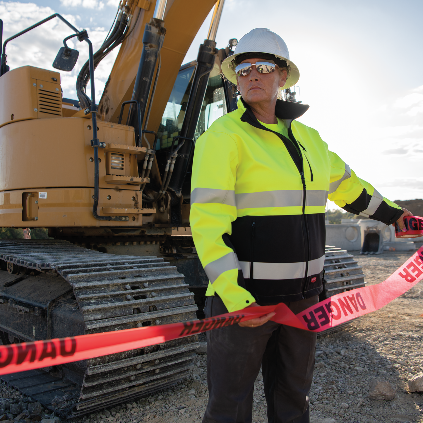 JY34 Hi-Visibility Soft Shell Jacket