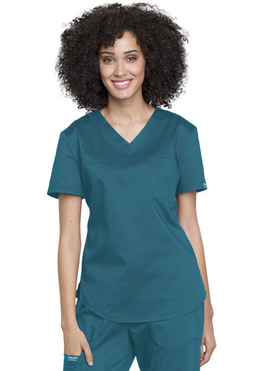 Picture of WW657 - Tuckable V-Neck O.R. Top